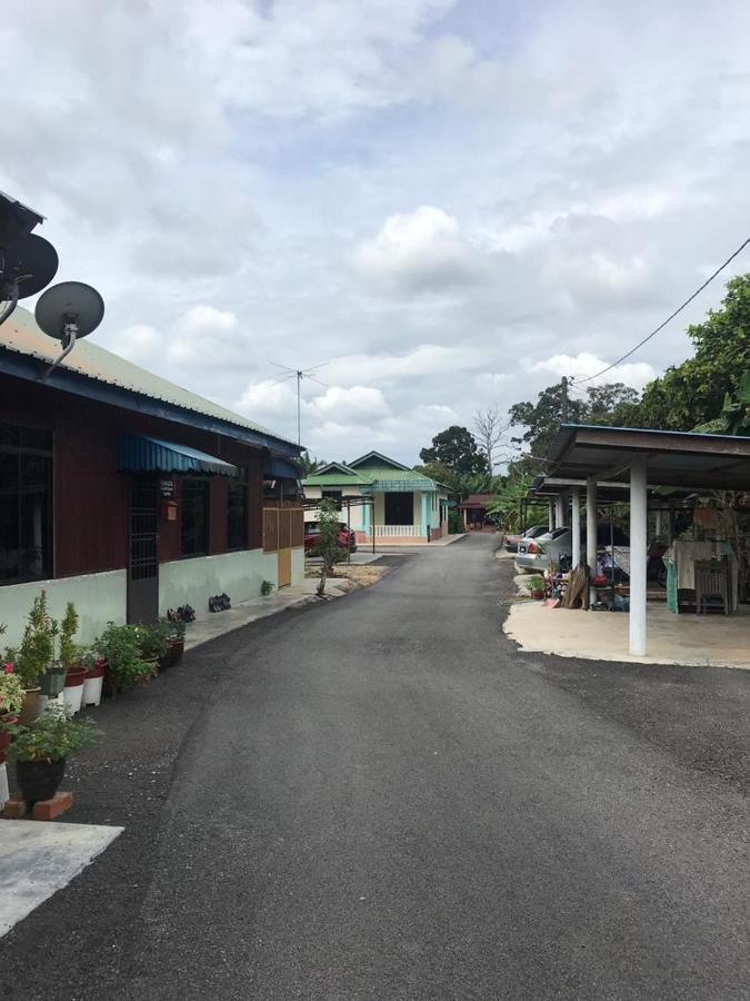 Opro S&S Homestay Pagoh Malay Only Muar Εξωτερικό φωτογραφία